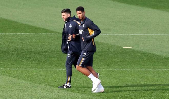 每位球员都 每位球员都