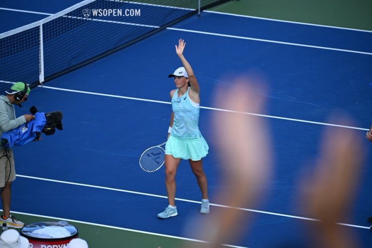 与西乡真央 与西乡真央