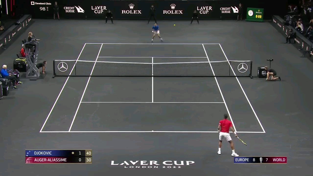 在足球比赛 在足球比赛