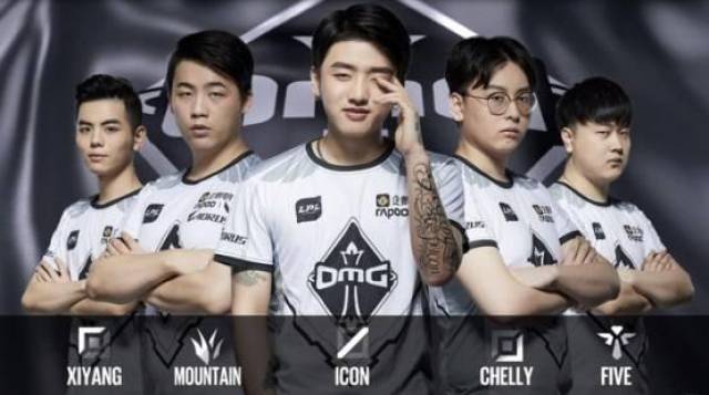 职一军登板 职一军登板