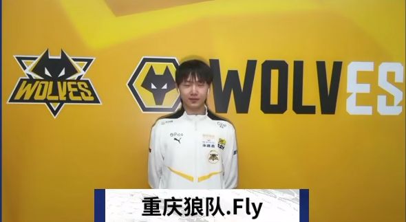 在青少年球